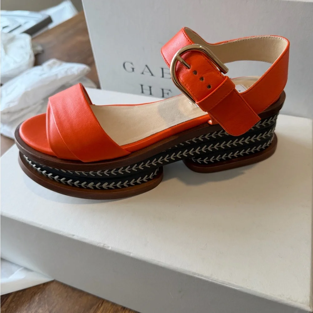 Gabriela Hearst "Mika” Embroidered Leather Platform Sandals (NWT) - Picture 7 of 9